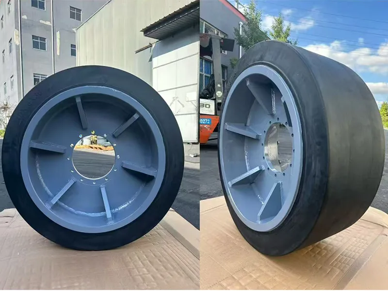 40x16x30 dæk brugt på passagerbroen 40x16x30 dæk brugt på passagerbroen